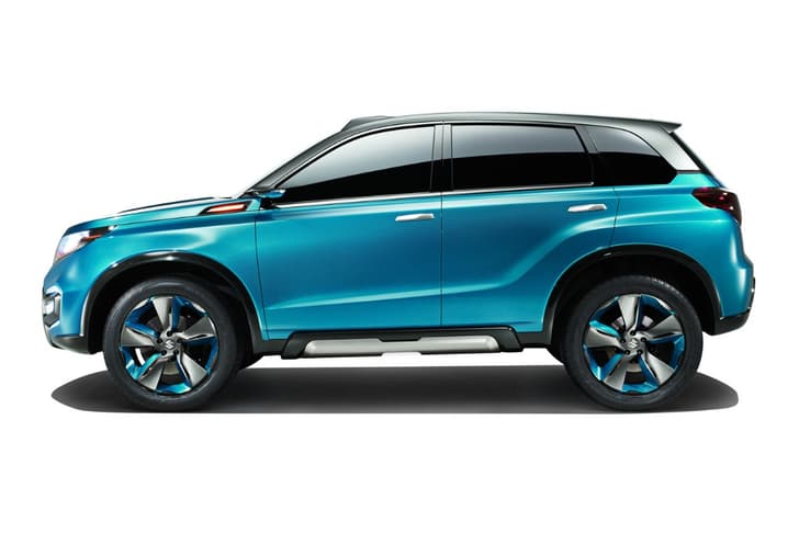 New Suzuki iV-4 concept SUV photo gallery